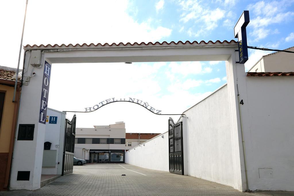 Nuñez Tomelloso Exterior foto