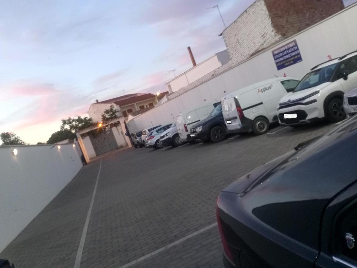 Nuñez Tomelloso Exterior foto