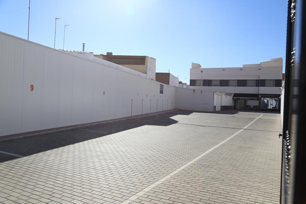 Nuñez Tomelloso Exterior foto